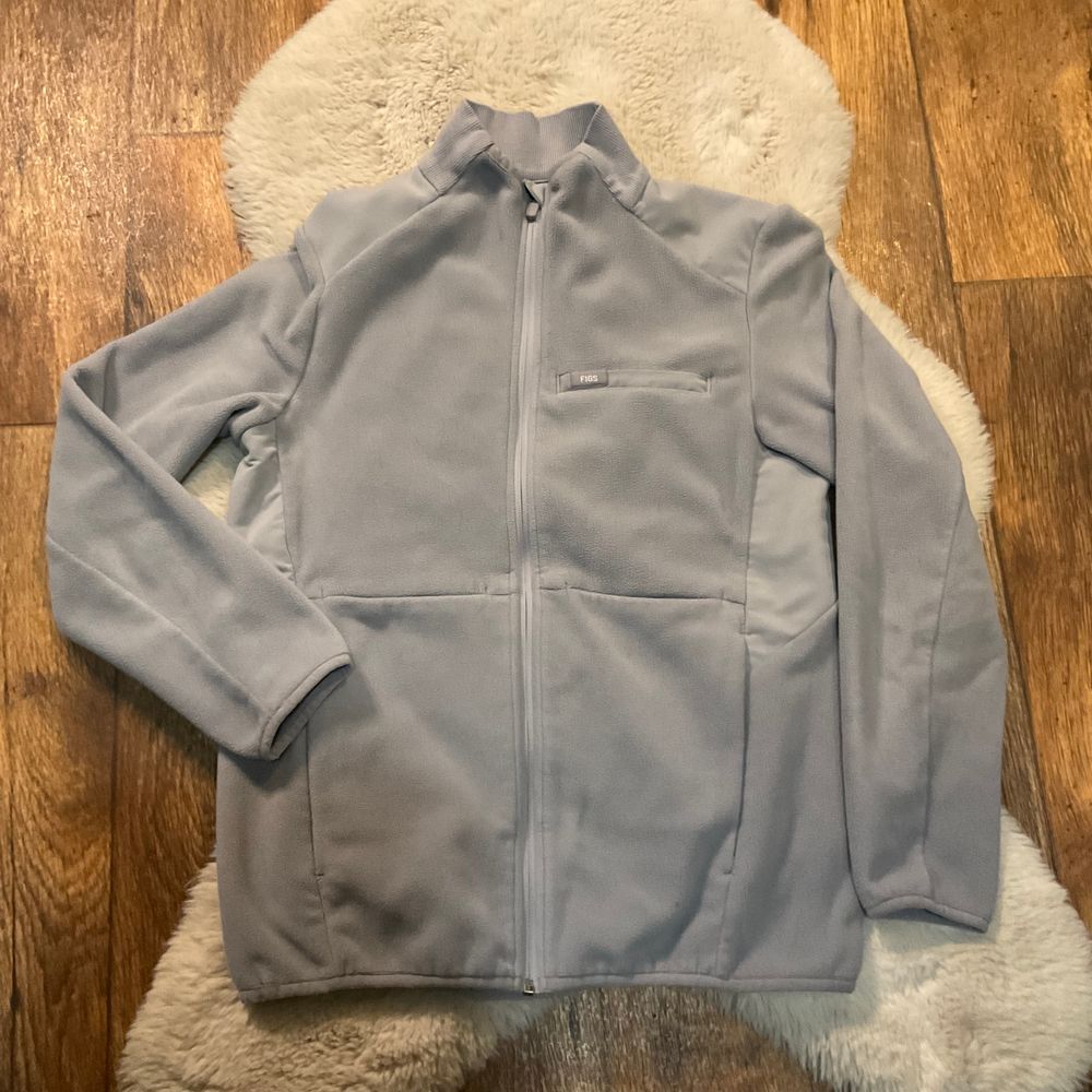 Figs Fleece Jacket Womens Small On-Shift Full Zip Light Gray Scrub Medical